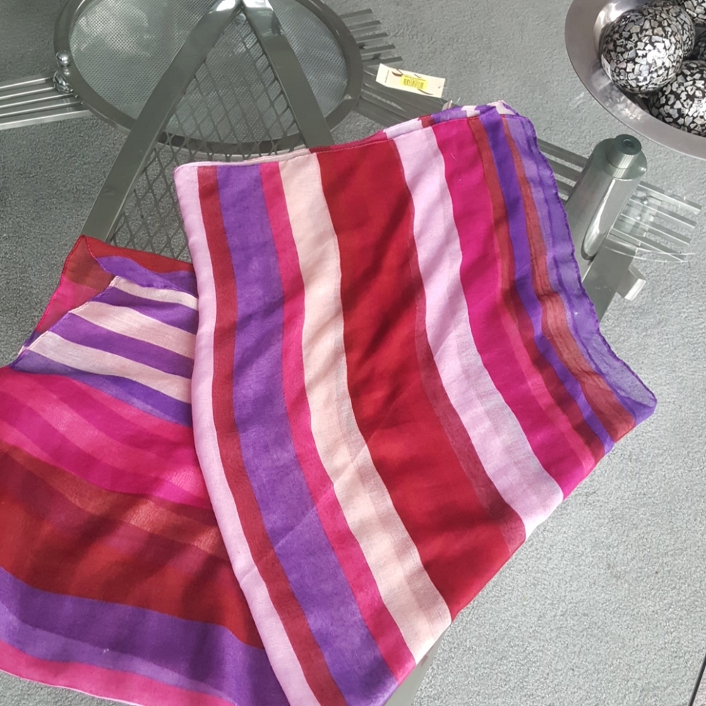 Collection eighteen. Striped scarf. NWT